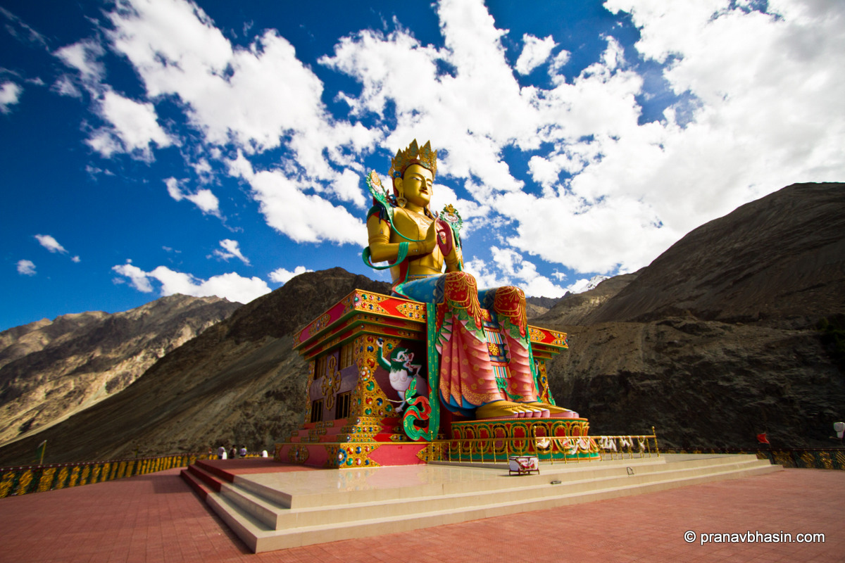 Bhutan - La Tierra Del Dragon Del Trueno